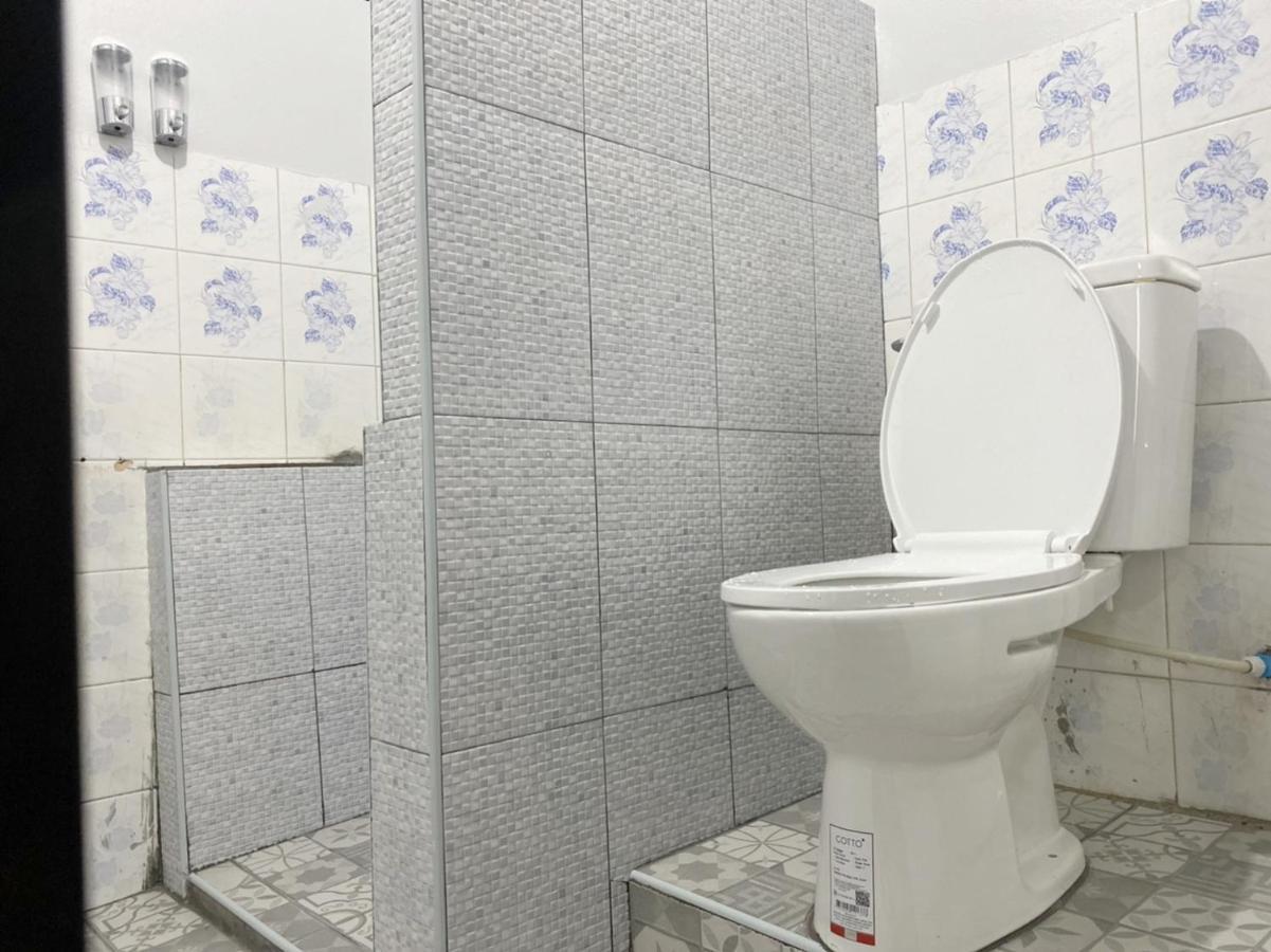 Reindeer House Wat Chedi Hotel Sichon Ngoại thất bức ảnh